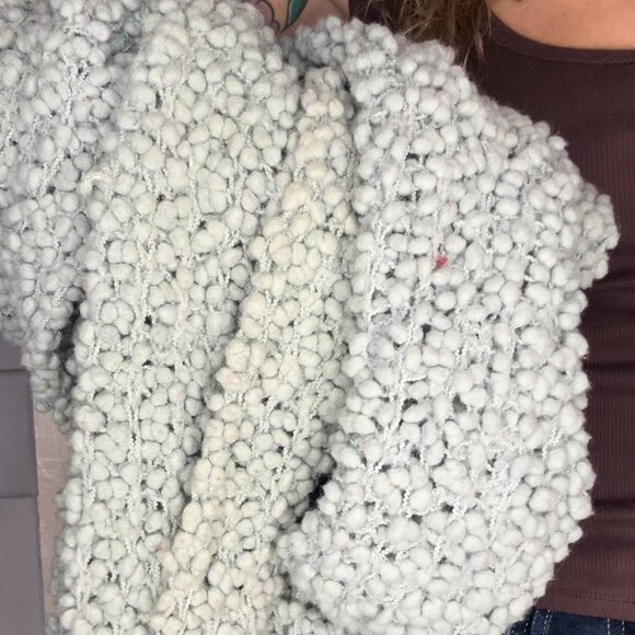 Infinity Scarf Urban Outfitters - Picture 2 of 2